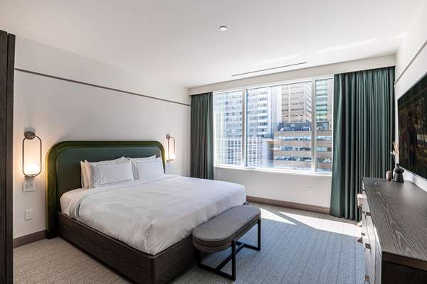  - Westley Calgary Downtown Hotel