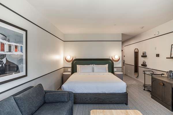  - Westley Calgary Downtown Hotel