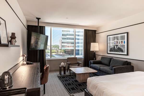  - Westley Calgary Downtown Hotel