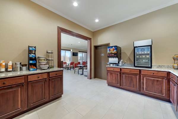 Amenities - Comfort Inn & Suites Harrah