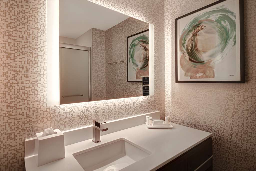 Home2 Suites by Hilton Tucson Downtown Room Type - 2 QN BEDS STUDIO CTYD VIEW
