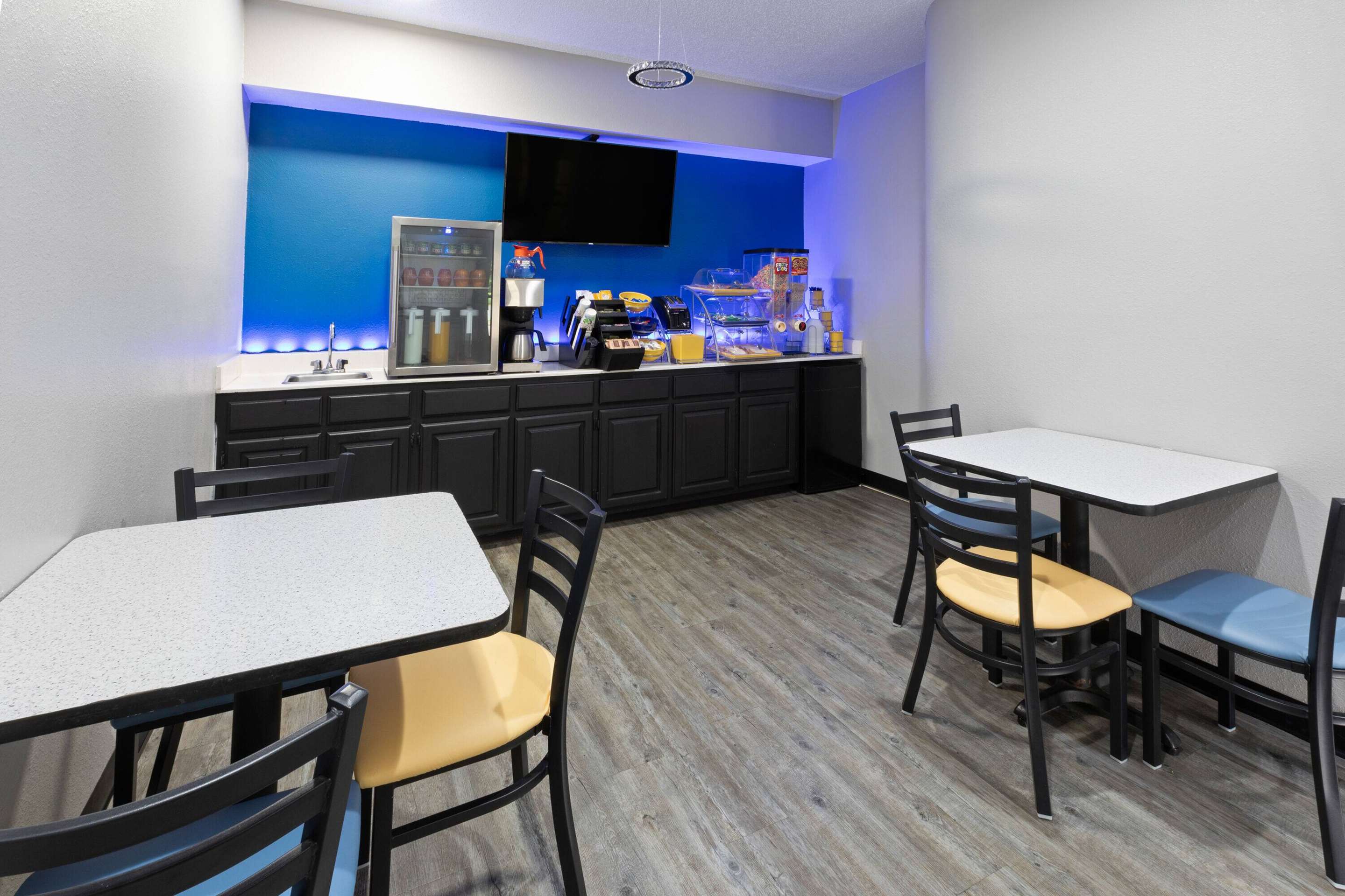 Property amenity | Days Inn by Wyndham North Little Rock Maumelle
