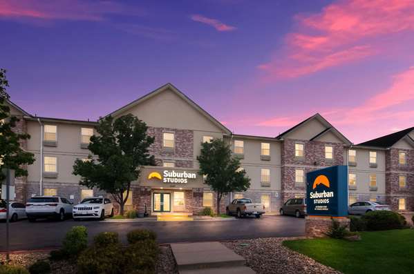 Exterior view - Suburban Studios Northwest Arvada