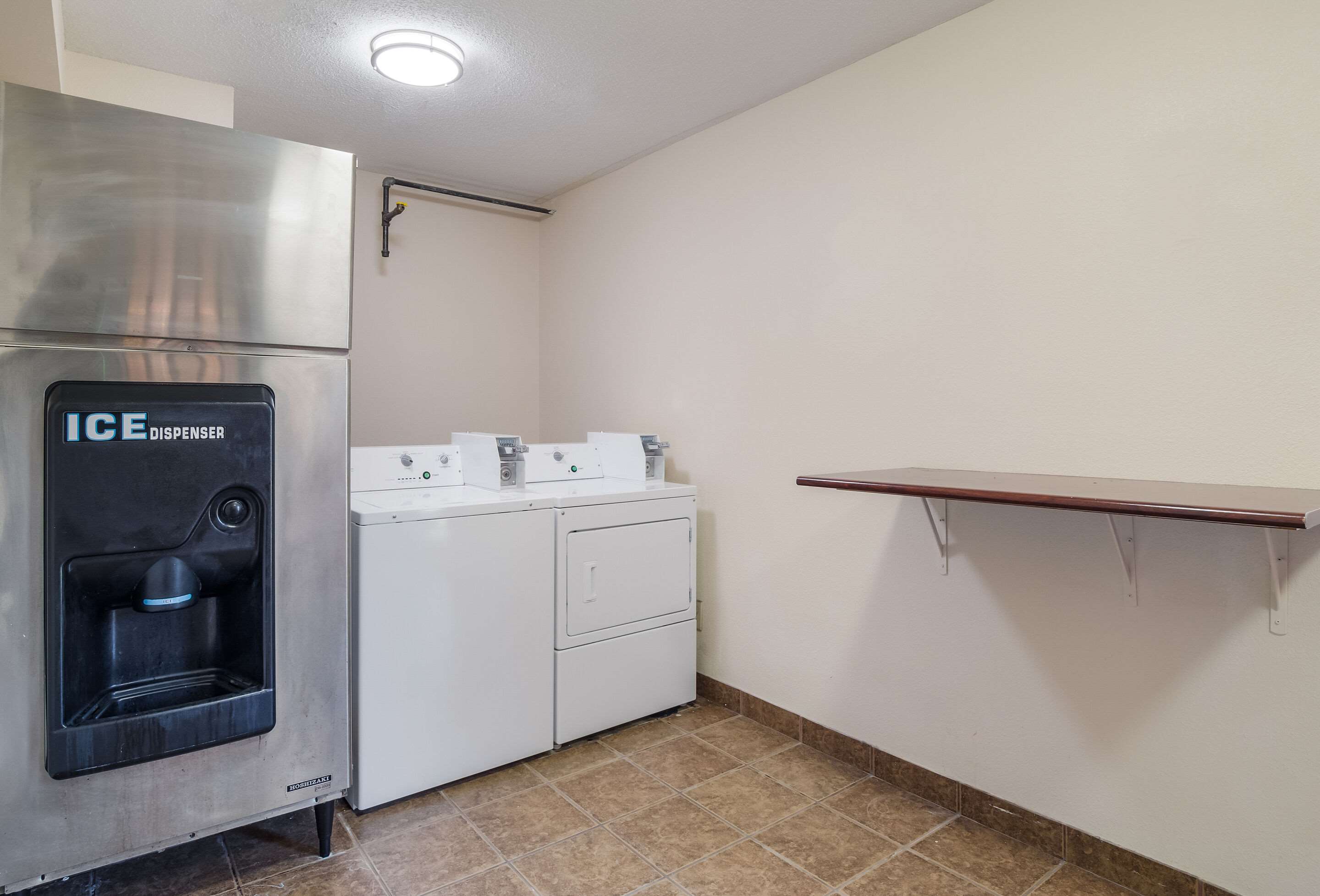 Guest laundry facilities | Quality Inn & Suites Fort Gordon