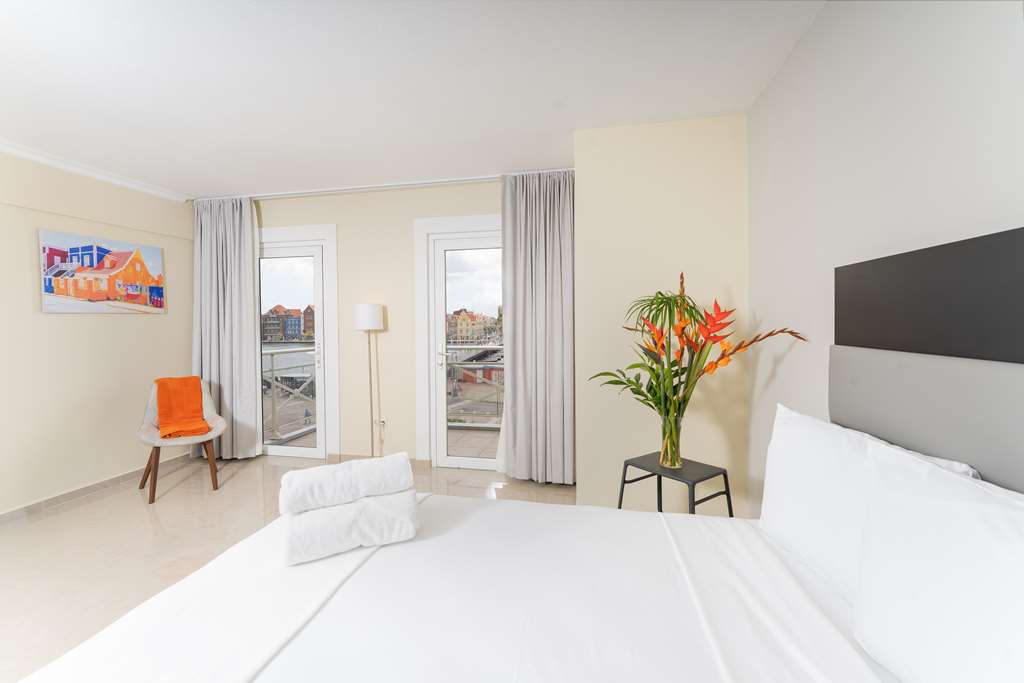 Brion City Hotel, BW Signature Collection-guestroom-Guest Room,On-Site.jpg
