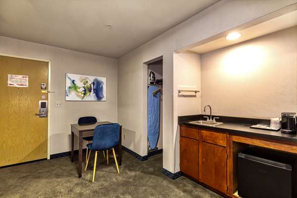  - SureStay Plus Hotel by Best Western SeaTac