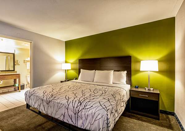 Suite - SureStay Plus Hotel by Best Western SeaTac