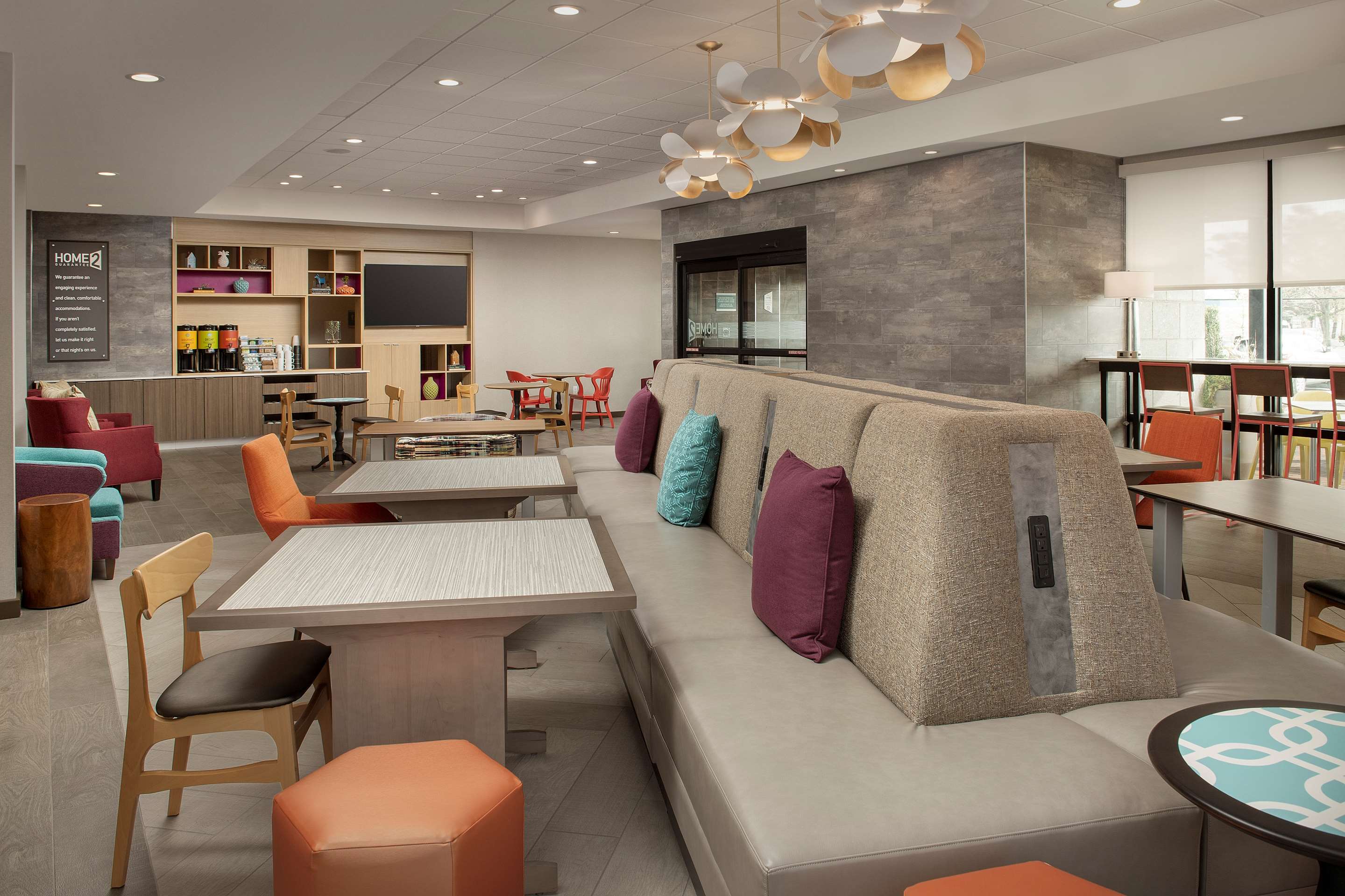 Lobby | Home2 Suites By Hilton Kenner New Orleans Arpt