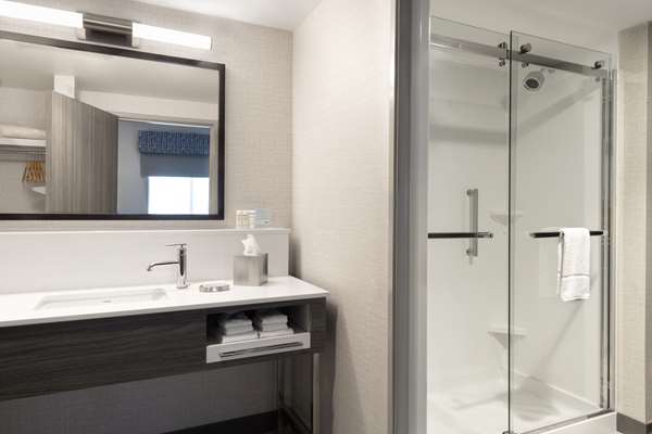  - Hampton Inn & Suites Old Town St Charles - I-70, Exit 229B