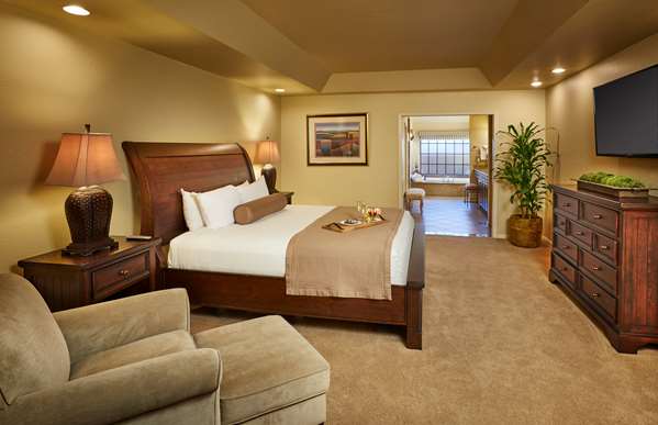 Suite - Scottsdale Plaza Resort
