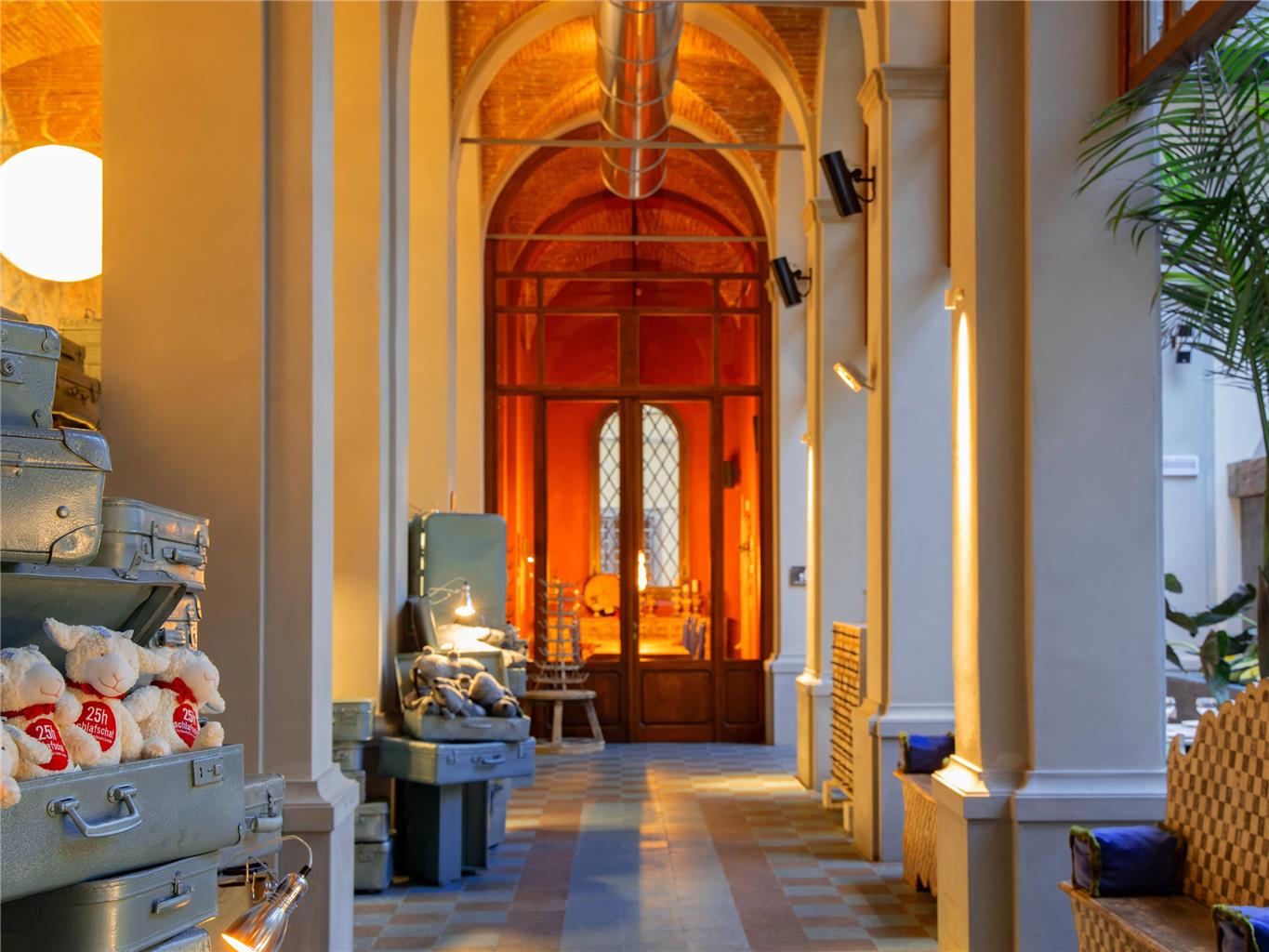 Guest photo