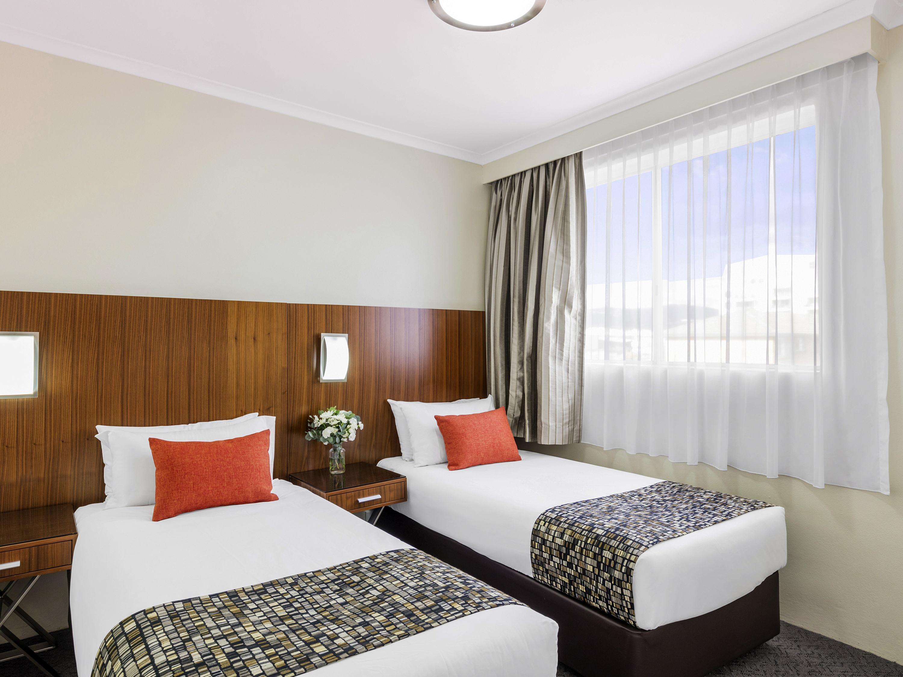 BreakFree Queanbeyan Room Type - Two Bedroom Apartment with Queen and 2 King Singles beds