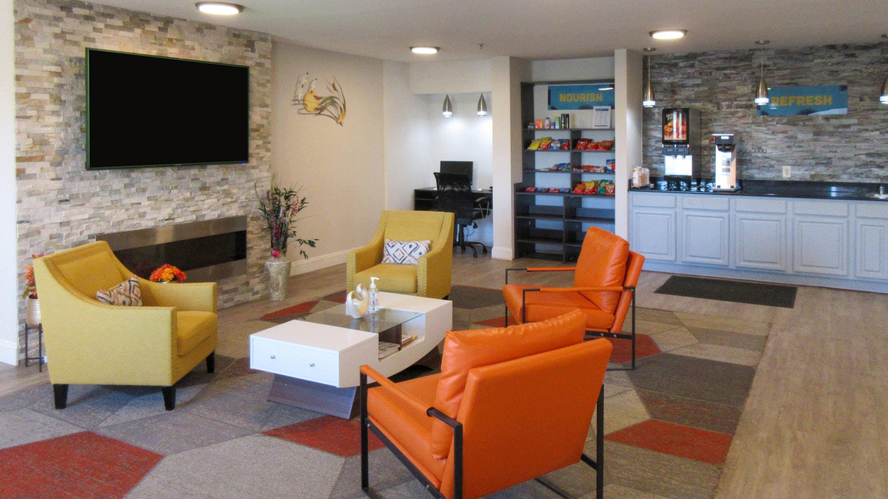 Hotel marketplace | Clarion Pointe Evansville North