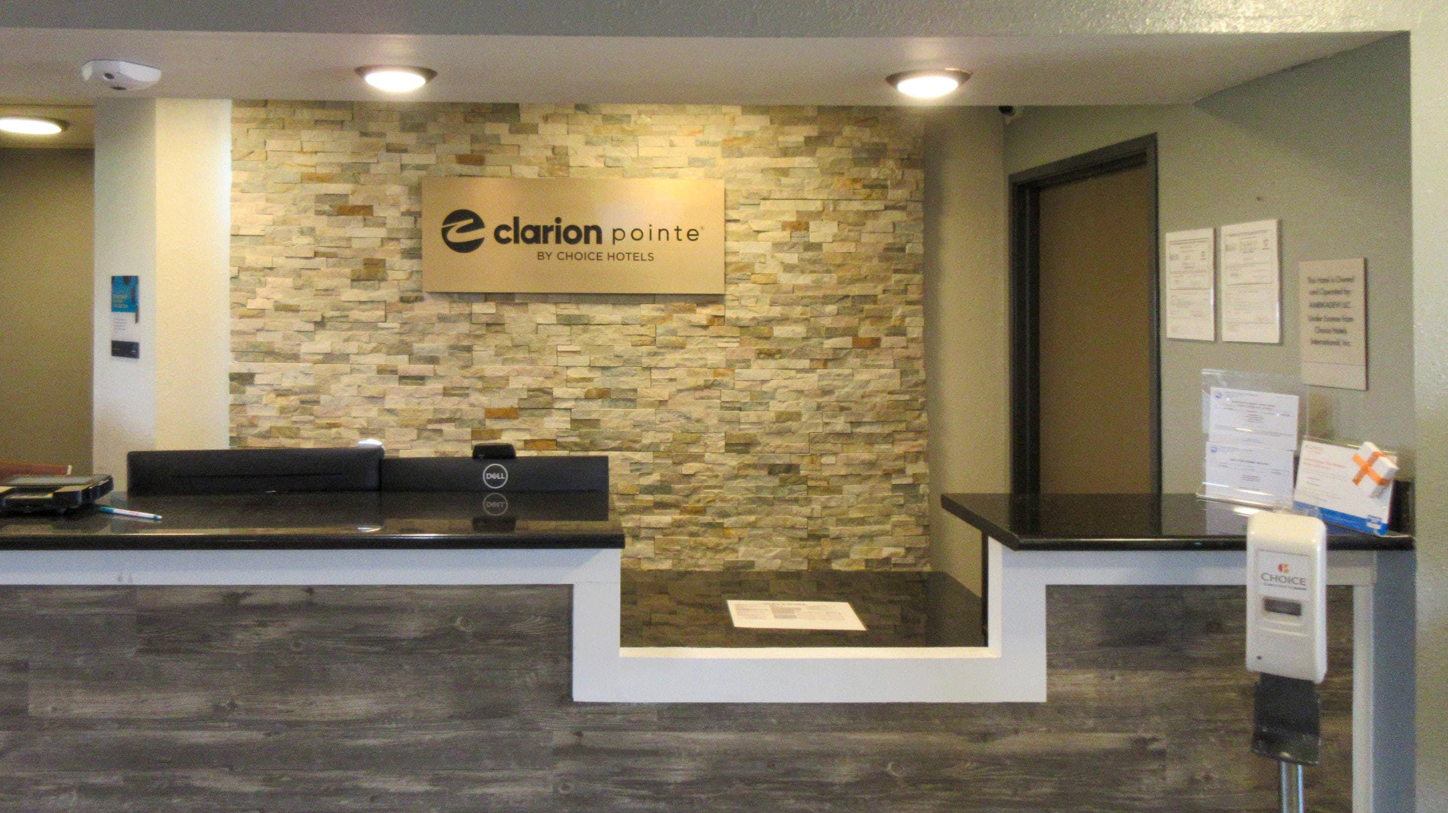 Front desk | Clarion Pointe Evansville North