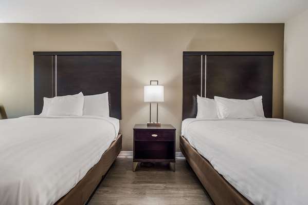  - Clarion Inn & Suites Florence - I-95, Exit 164