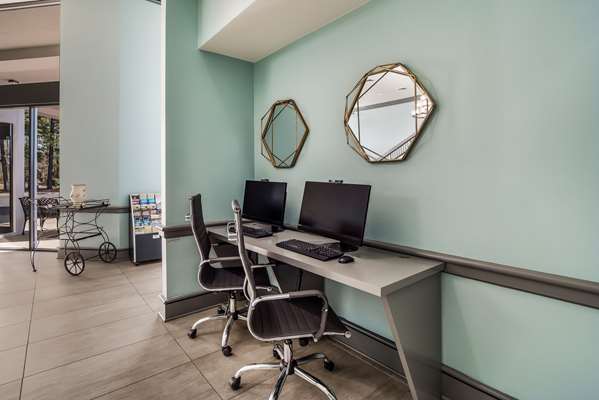 Conference Area - Clarion Inn & Suites Florence - I-95, Exit 164