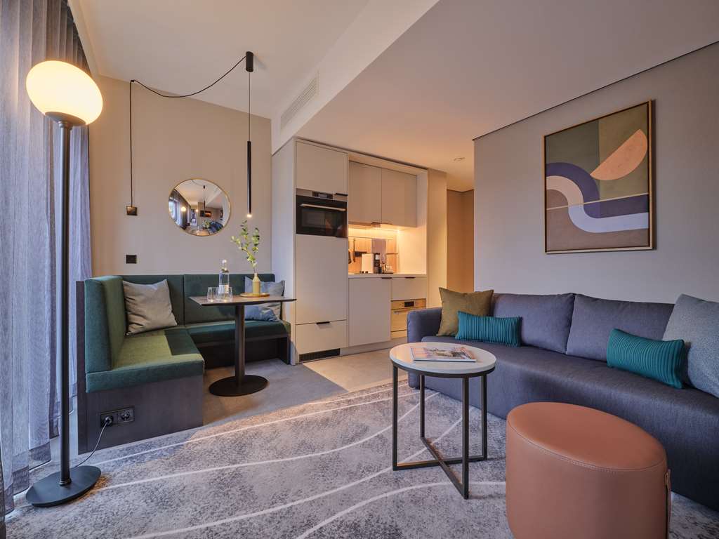 ADINA WIESBADEN-guestroom-Guest Room,On-Site.jpg