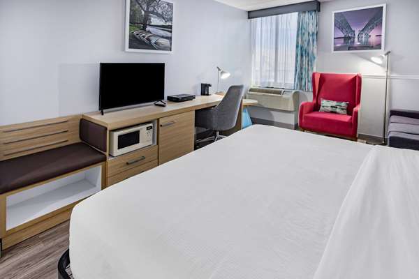  - Wingate by Wyndham Hotel Fishkill