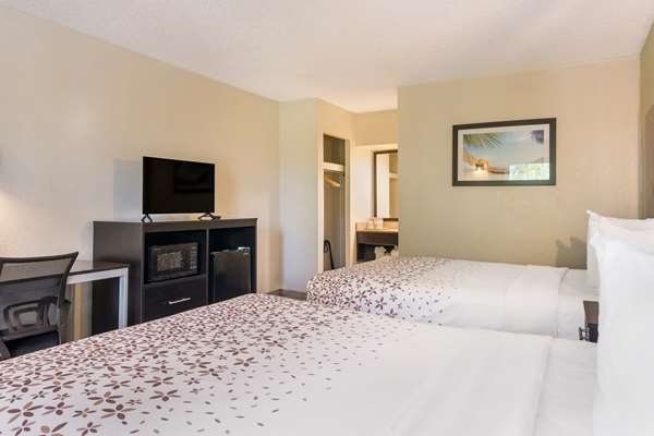  - SureStay Hotel by Best Western Airport Clearwater