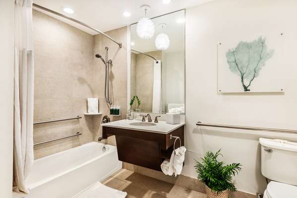  - Islander Resort Oceanside Islamorada