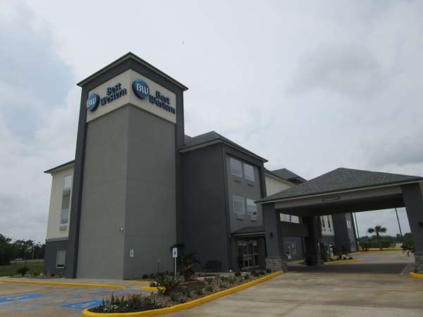Exterior view - Best Western Iowa Lake Charles East Hotel - I-10, Exit 43
