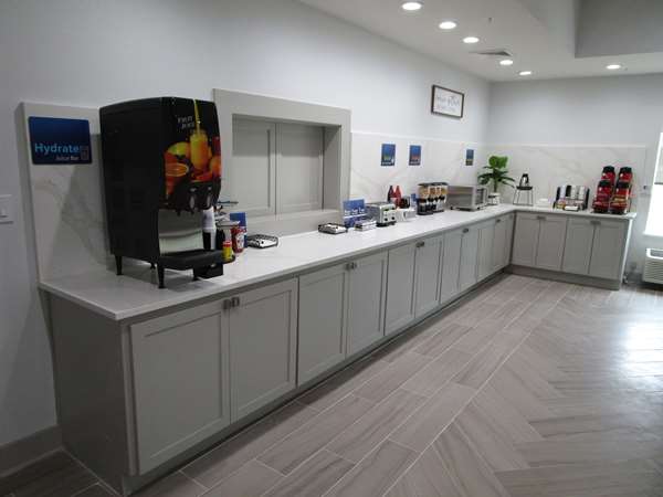 Amenities - Best Western Iowa Lake Charles East Hotel - I-10, Exit 43