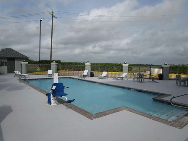 Pool - Best Western Iowa Lake Charles East Hotel - I-10, Exit 43