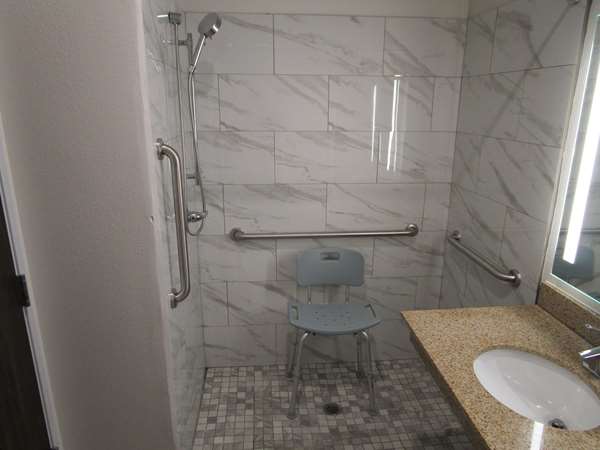 Suite - Best Western Iowa Lake Charles East Hotel - I-10, Exit 43