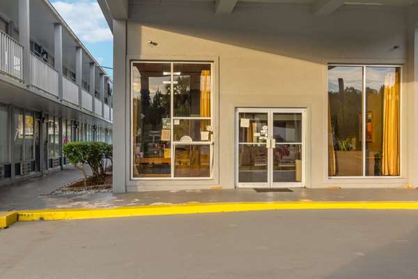 Exterior view - Econo Lodge Townsend - I-95, Exit 58