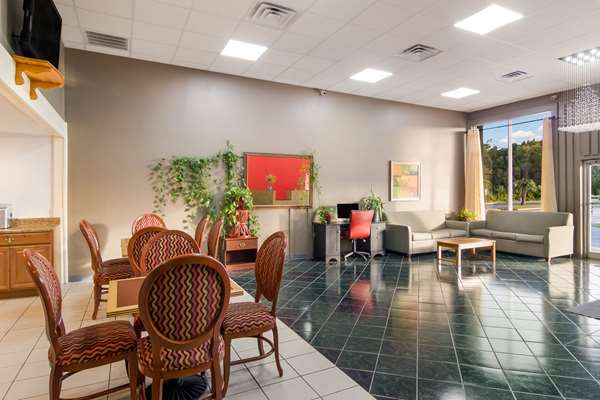  - Econo Lodge Townsend - I-95, Exit 58