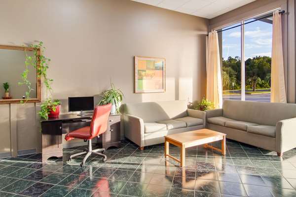 Conference Area - Econo Lodge Townsend - I-95, Exit 58