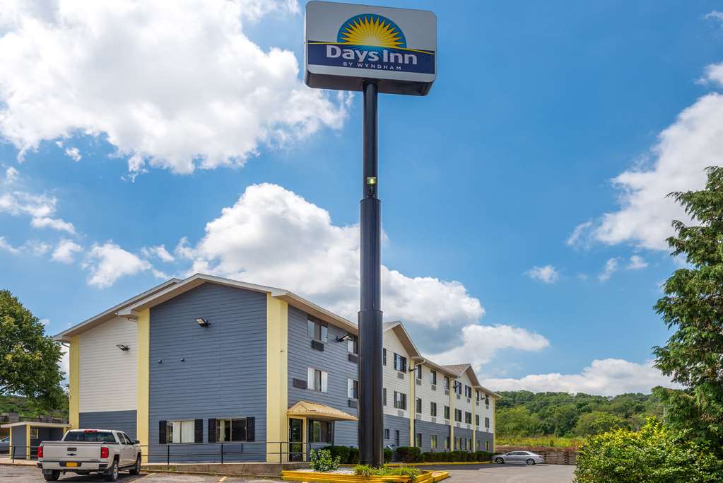 Days Inn by Wyndham Somerset PA