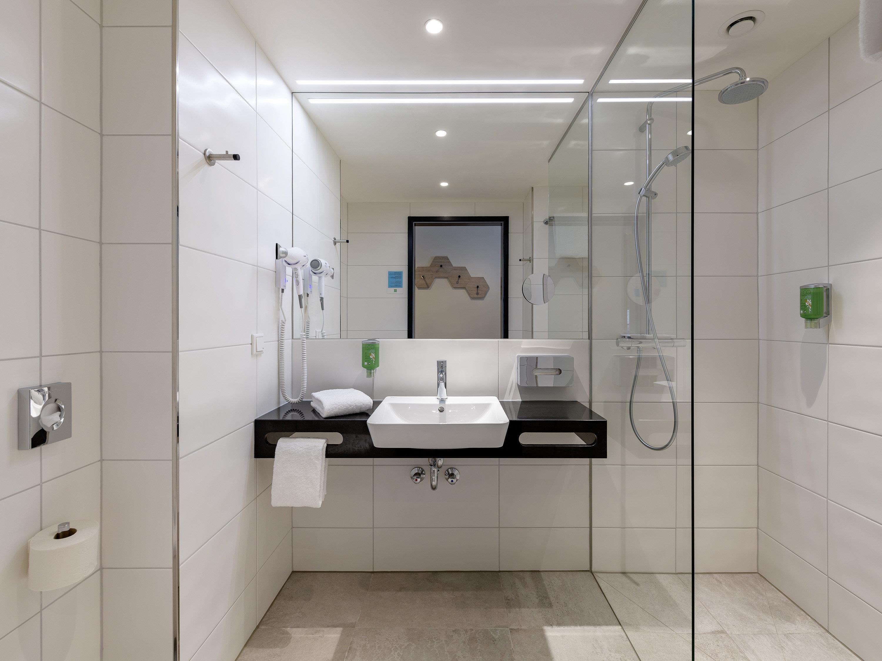 ibis Styles Bad Reichenhall Room Type - Modern comfort double room with 1 double bed 160 200 cm ibis Styles Bad Reichenhall Room Type - Modern comfort double room with 1 double bed 160 200 cm