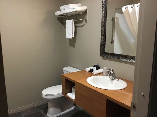  - SureStay Collection by Best Western Villa Inn & Suites Hearst