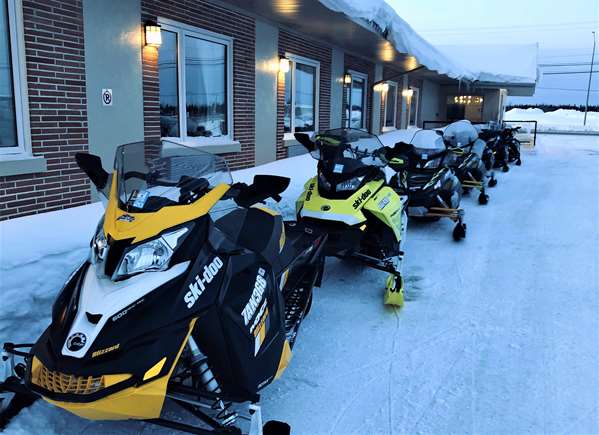  - SureStay Collection by Best Western Villa Inn & Suites Hearst