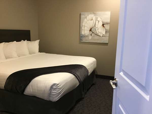 Suite - SureStay Collection by Best Western Villa Inn & Suites Hearst