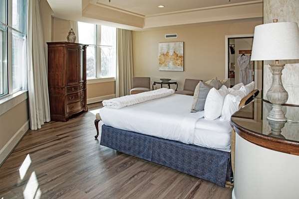 Suite - Haywood Park Hotel Asheville