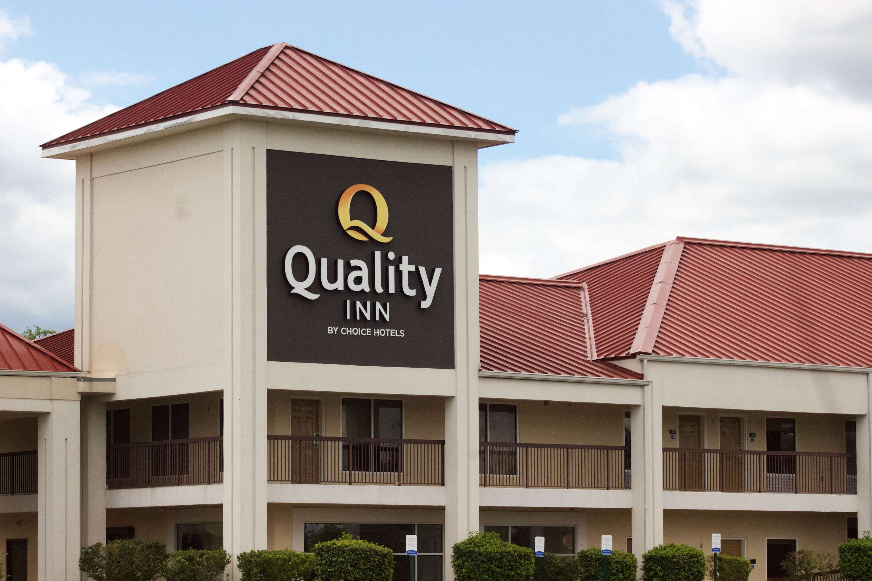 Hotel exterior | Quality Inn near Chattanooga South