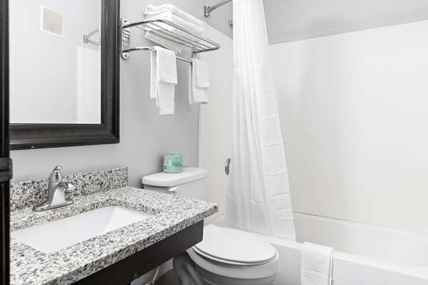  - Days Inn Gateway Savannah - I-95, Exit 94