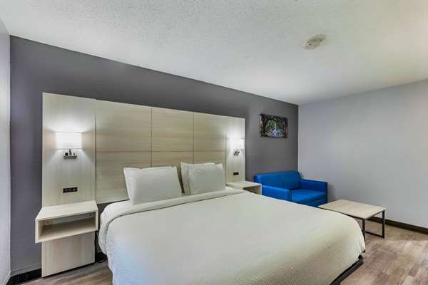  - Days Inn Gateway Savannah - I-95, Exit 94