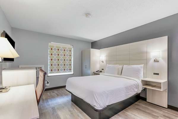  - Days Inn Gateway Savannah - I-95, Exit 94