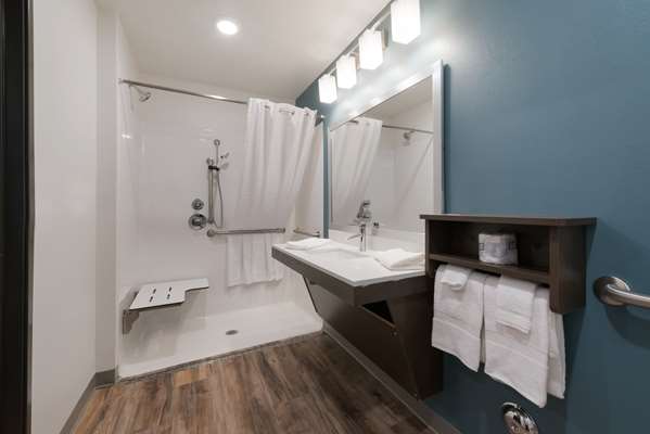  - WoodSpring Suites Northeast Philadelphia