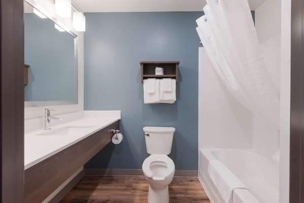  - WoodSpring Suites Northeast Philadelphia