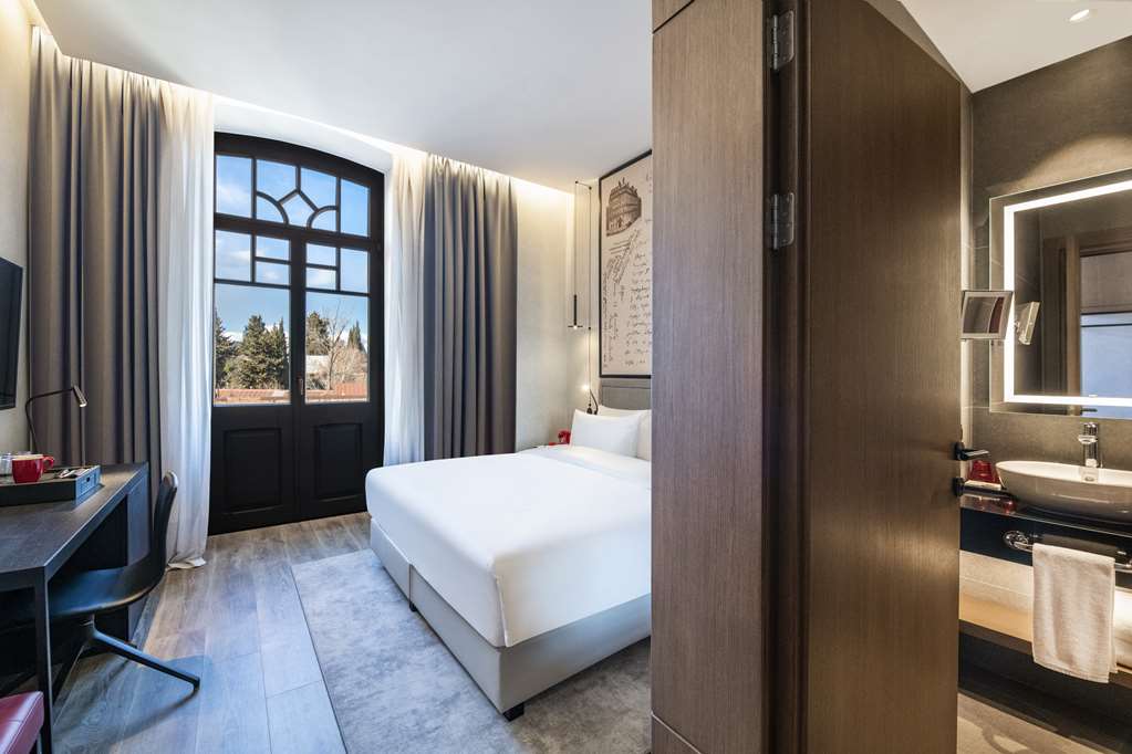 RADISSON RED TBILISI-guestroom-Guest Room,Guest Room Amenity,On-Site.jpg