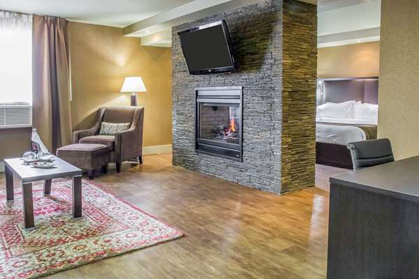 Suite - Quality Hotel & Conference Centre Sawridge Peace River