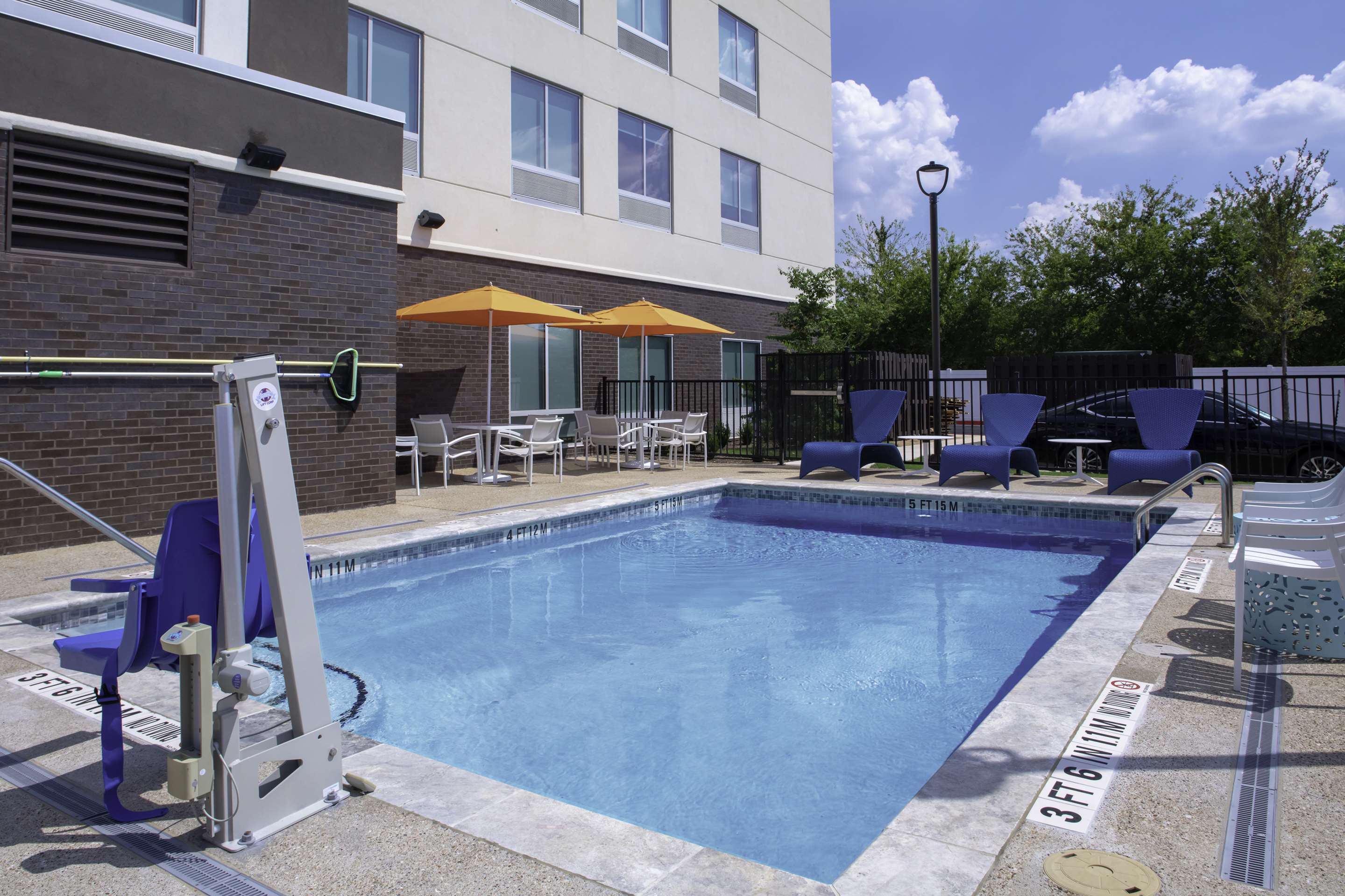 Pool | Hampton Inn & Suites Cedar Park North Austin
