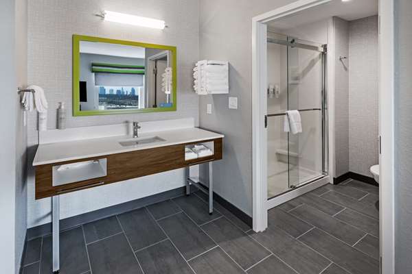  - Hampton Inn & Suites Cockrell Hill Dallas - I-30, Exit 39