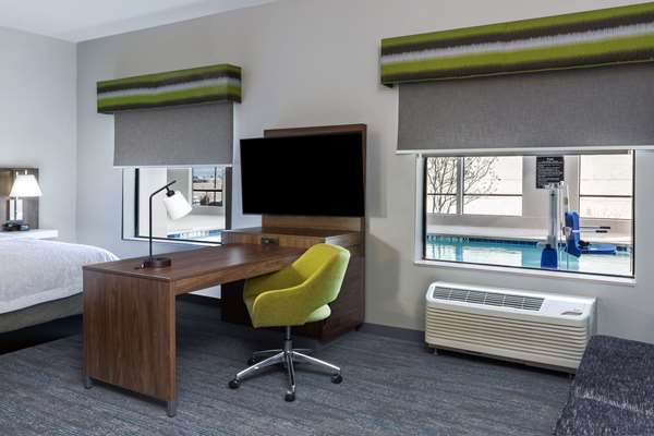  - Hampton Inn & Suites Cockrell Hill Dallas - I-30, Exit 39