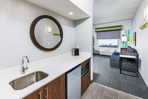  - Hampton Inn & Suites Cockrell Hill Dallas - I-30, Exit 39