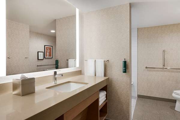  - DoubleTree by Hilton Hotel Dublin